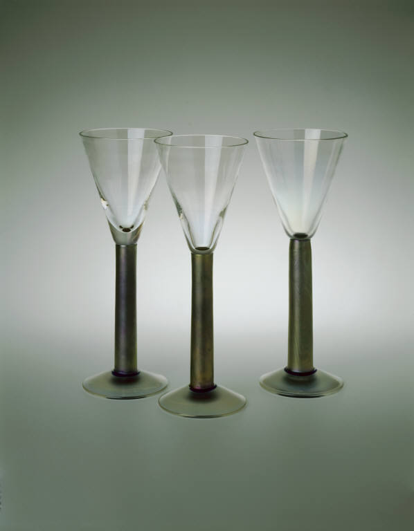 Lustre Stem Glass (Funnel)