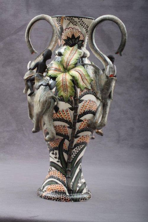 Photo courtesy Ardmore Ceramic Art
