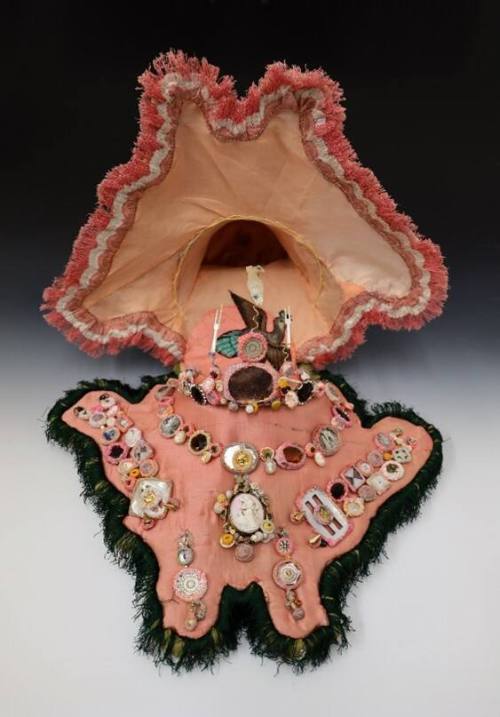 Queer Poseidon (Jewel 17, Pink Parure)