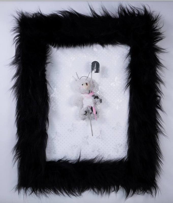 Knife Play (Black 13)