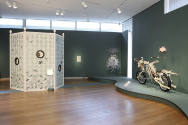 Installation view of Dead or Alive at the Museum of Arts and Design, New York (April 27–October…