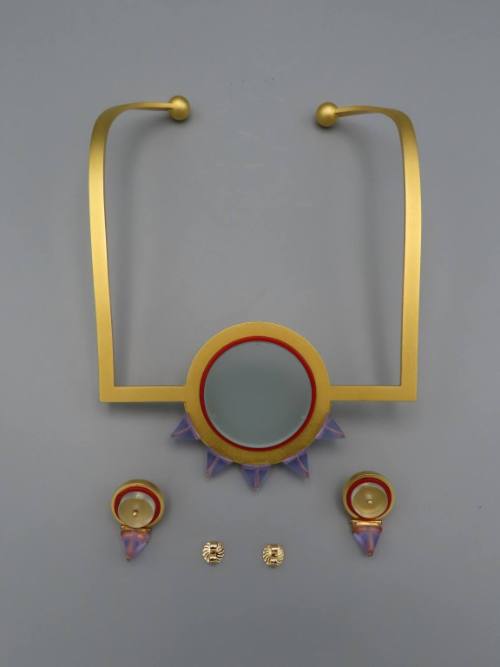 Neck Collar No. 7 and earrings from the "Neck Collar" series