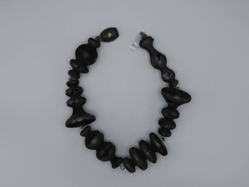 Mourning (necklace)