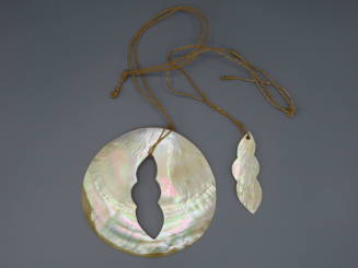 Oyster Pearl shell Trefoil necklace 2 parts (Neckpiece)