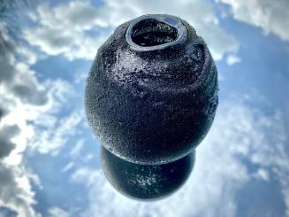 Black Volcanic Sand Moon Jar