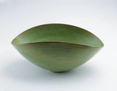 Oval Bowl (3486)