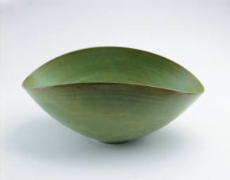 Oval Bowl (3486)