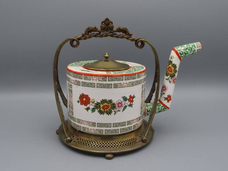 Famille Verte (teapot)